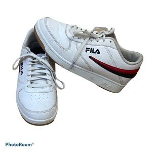 FILA Women’s White Retro Court Sneakers Size 9 Red Navy Stripe Leather Low Top